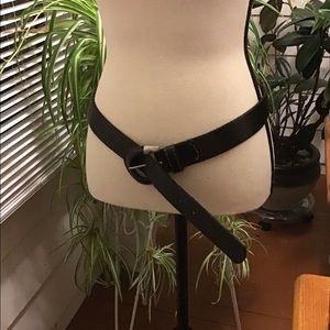 Black leather Fossil belt